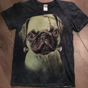 Men’s small Halloween Pug Shirt